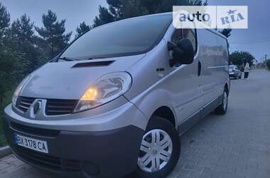 Вантажний фургон Renault Trafic 2013 в Хмельницькому