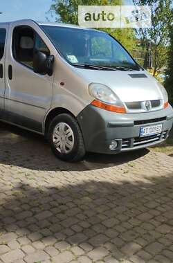 Мінівен Renault Trafic 2005 в Івано-Франківську