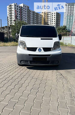 Грузопассажирский фургон Renault Trafic 2007 в Одессе