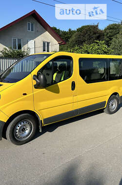 Мікроавтобус Renault Trafic 2006 в Хоросткові