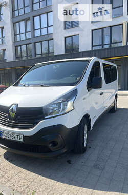 Минивэн Renault Trafic 2015 в Новояворовске