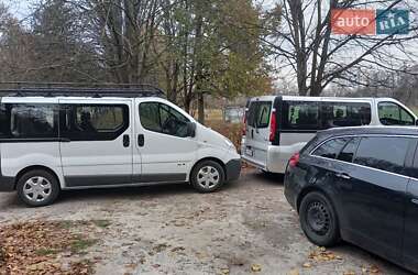 Минивэн Renault Trafic 2012 в 