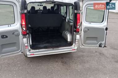 Минивэн Renault Trafic 2012 в 