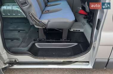Минивэн Renault Trafic 2012 в 