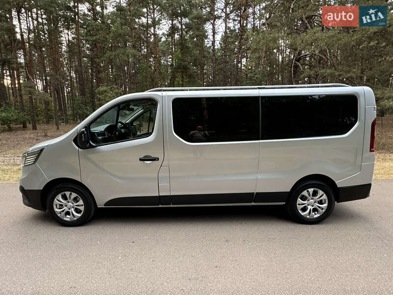 Минивэн Renault Trafic 2024 в Киеве