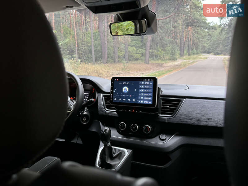 Минивэн Renault Trafic 2024 в Киеве
