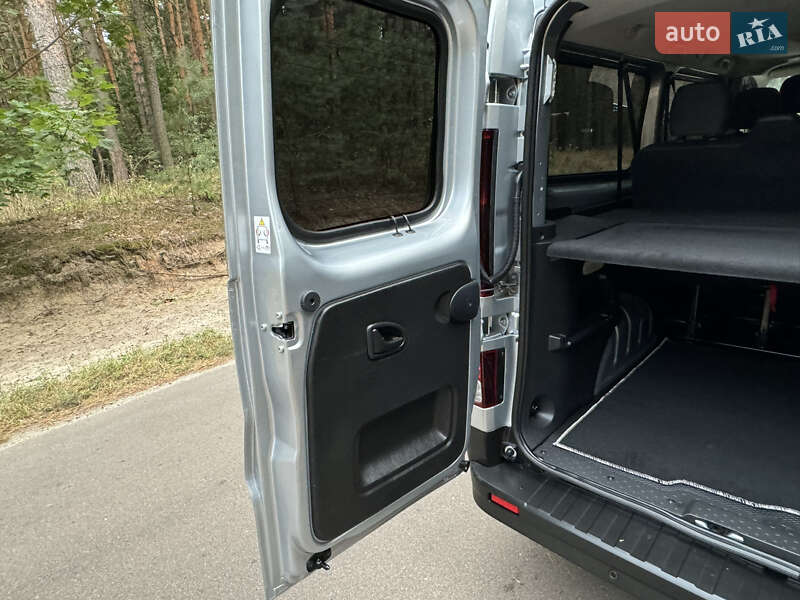 Минивэн Renault Trafic 2024 в Киеве