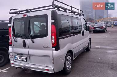 Минивэн Renault Trafic 2012 в 