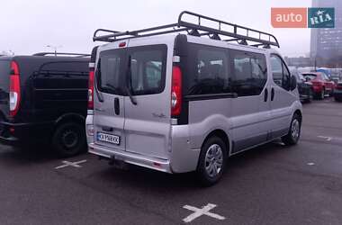 Минивэн Renault Trafic 2012 в 