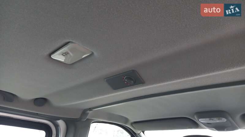 Минивэн Renault Trafic 2012 в Киеве