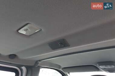 Минивэн Renault Trafic 2012 в 