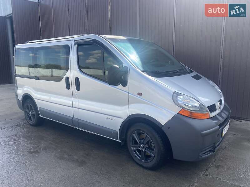 Минивэн Renault Trafic 2005 в Кривом Роге фото 2 Минивэн Renault Trafic 2005 в Кривом Роге