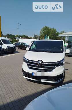 Грузопассажирский фургон Renault Trafic 2022 в Львове