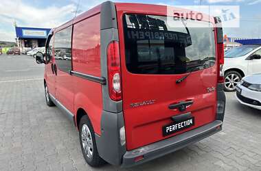 Вантажний фургон Renault Trafic 2012 в Чернівцях