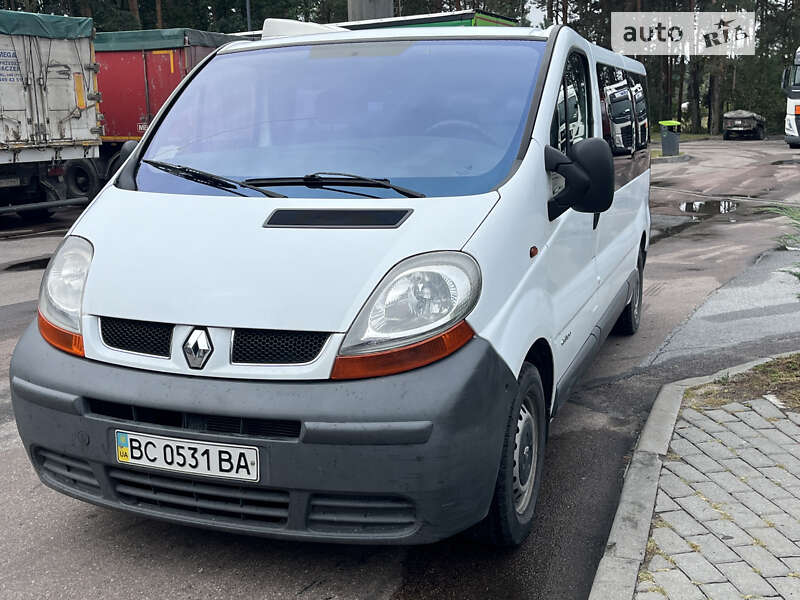 Мінівен Renault Trafic 2002 в Бродах