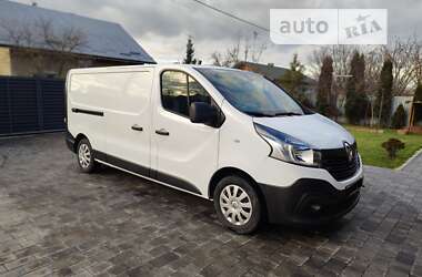 Грузовой фургон Renault Trafic 2016 в Львове