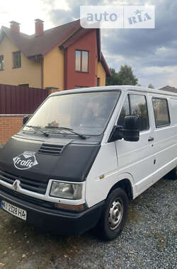 Минивэн Renault Trafic 1998 в Вышгороде