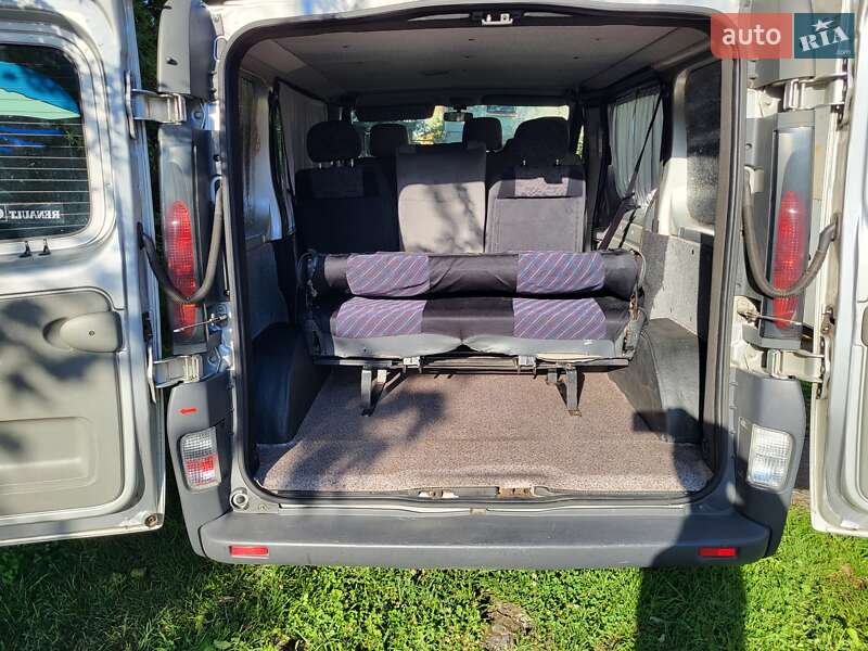 Минивэн Renault Trafic 2004 в Дрогобыче фото 10 Минивэн Renault Trafic 2004 в Дрогобыче