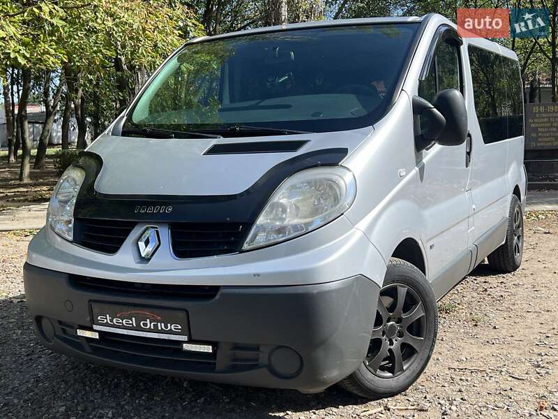 Мінівен Renault Trafic 2008 в Миколаєві