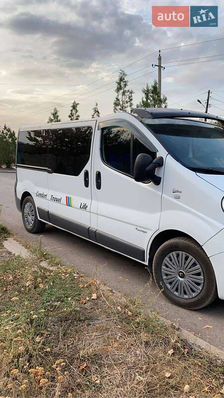 Мінівен Renault Trafic 2008 в Добропіллі