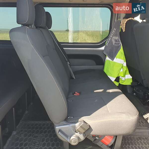 Минивэн Renault Trafic 2017 в Ровно