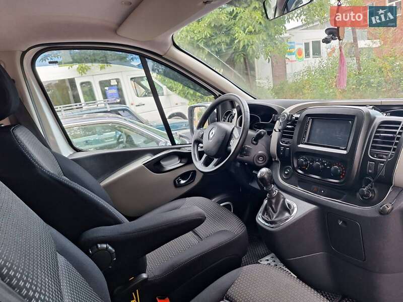 Минивэн Renault Trafic 2015 в Черновцах