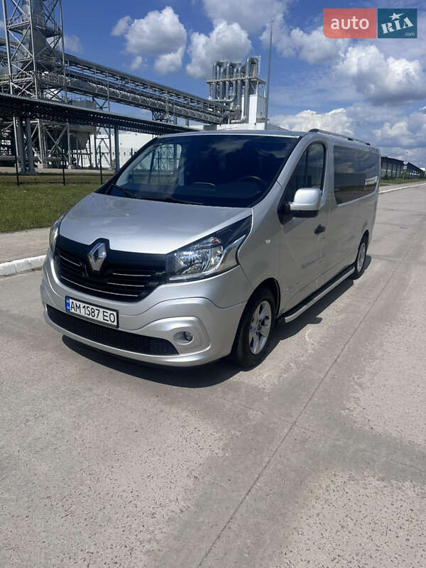 Минивэн Renault Trafic 2017 в Житомире