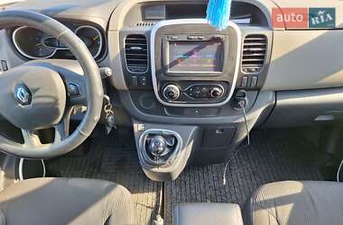 Минивэн Renault Trafic 2016 в Зачепиловке