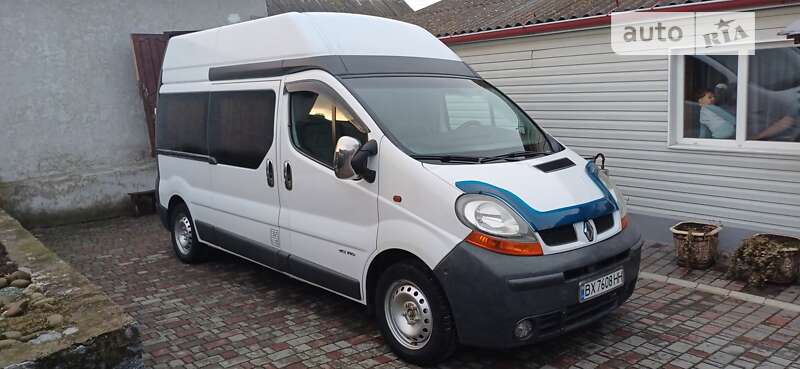 Минивэн Renault Trafic 2006 в Полонном