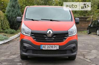 Грузопассажирский фургон Renault Trafic 2015 в Днепре