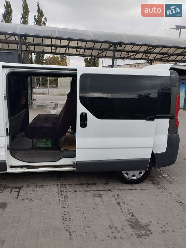 Мінівен Renault Trafic 2008 в Межовій
