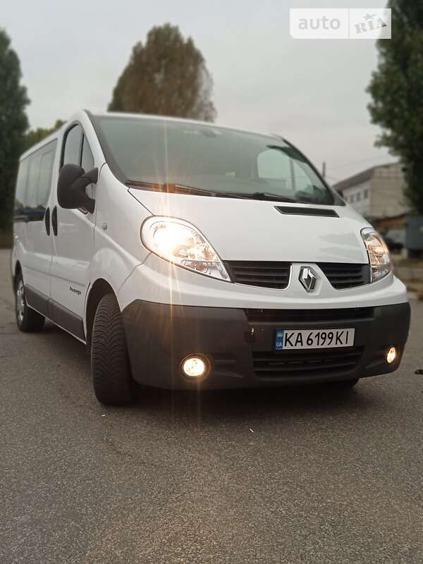 Минивэн Renault Trafic 2012 в Чернигове