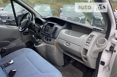 Вантажний фургон Renault Trafic 2012 в Львові