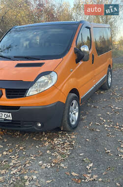 Минивэн Renault Trafic 2008 в Хырове