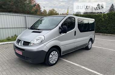 Мінівен Renault Trafic 2009 в Луцьку