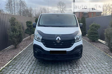 Грузопассажирский фургон Renault Trafic 2018 в Коростене