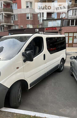 Мінівен Renault Trafic 2004 в Камені-Каширському