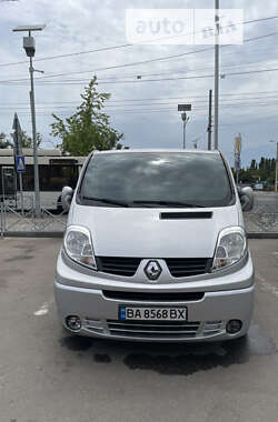 Мінівен Renault Trafic 2008 в Кропивницькому