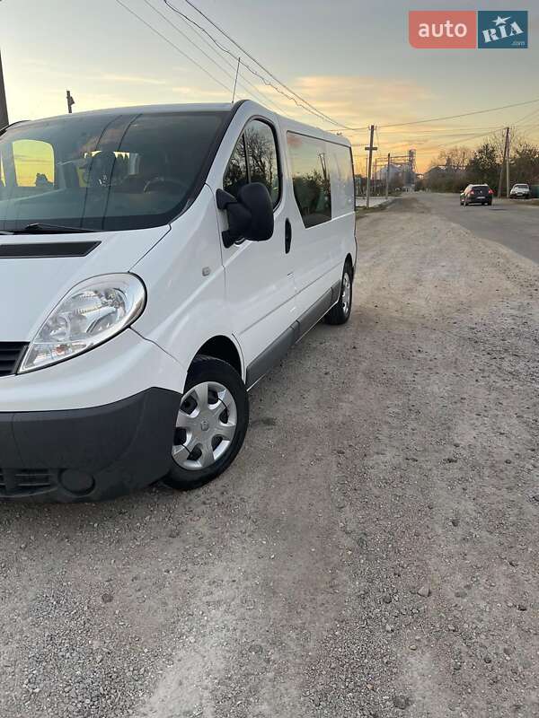 Минивэн Renault Trafic 2013 в Кропивницком