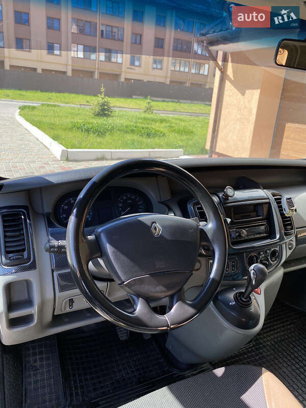 Мінівен Renault Trafic 2007 в Львові