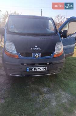 Мінівен Renault Trafic 2004 в Володимирці