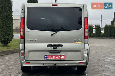 Минивэн Renault Trafic 2011 в Сарнах