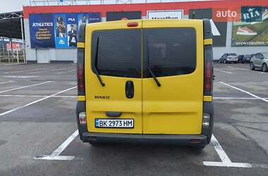 Минивэн Renault Trafic 2003 в Ровно