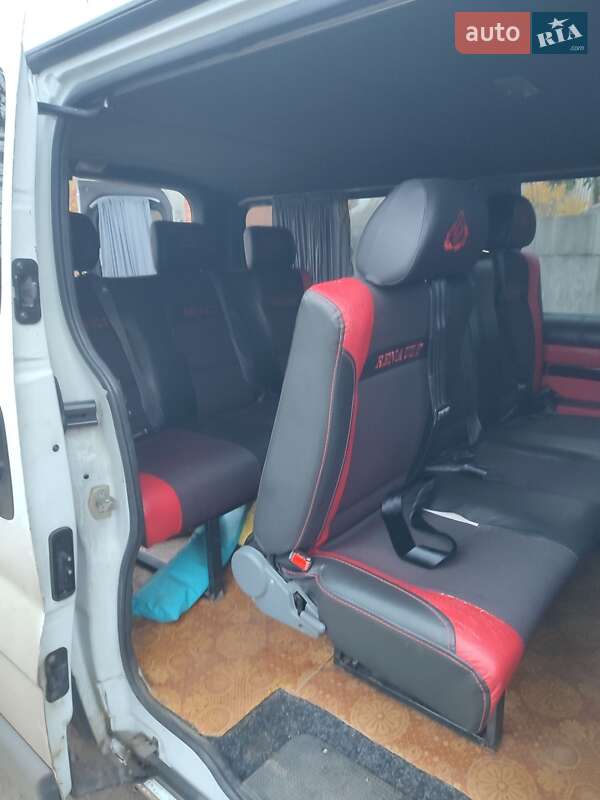 Минивэн Renault Trafic 2010 в Харькове фото 4 Минивэн Renault Trafic 2010 в Харькове