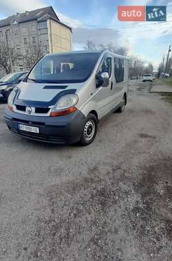 Минивэн Renault Trafic 2004 в Надворной