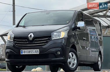 Вантажний фургон Renault Trafic 2015 в Одесі