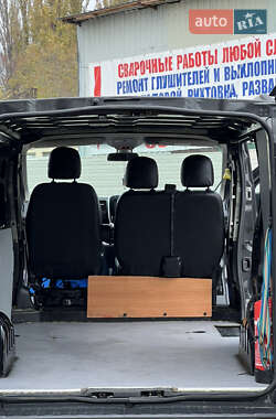 Вантажний фургон Renault Trafic 2015 в Одесі