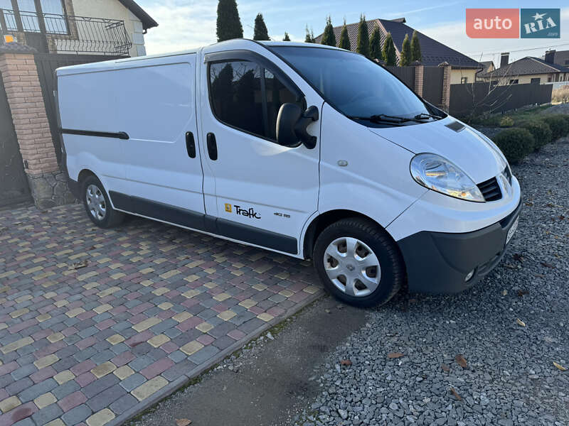 Грузовой фургон Renault Trafic 2010 в Виннице