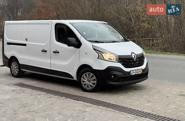 Вантажний фургон Renault Trafic 2019 в Сваляві