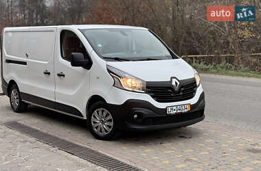 Вантажний фургон Renault Trafic 2019 в Сваляві